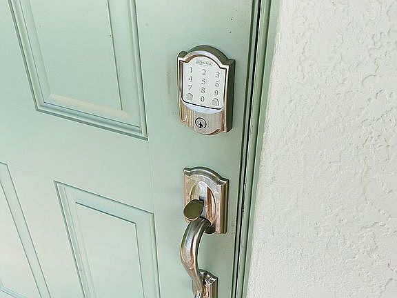 3rd image of 3371 N Key Dr APT 201