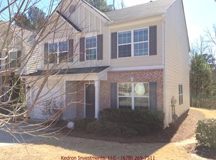 9444 Lakeview Rd, Union City, GA 30291