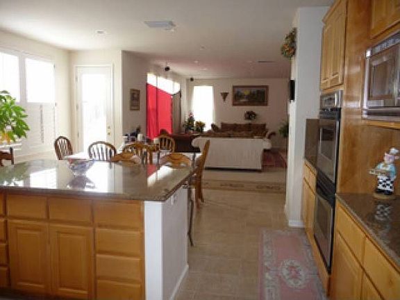 4th image of 632 Pima Dr