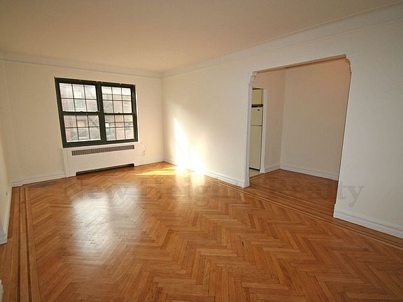 2nd image of 50 Park Ter W APT 4G