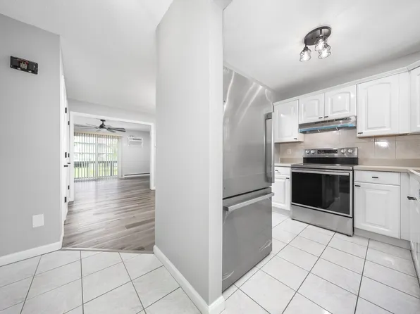 1400 Meriden Road APT 1-2, Waterbury, CT 06705