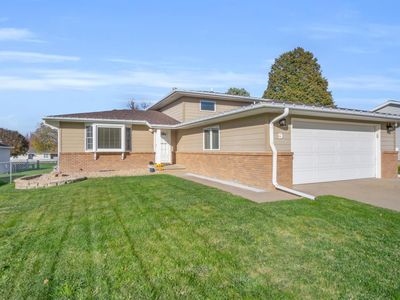 9 Oakmont Pl, Kearney, NE, 68847