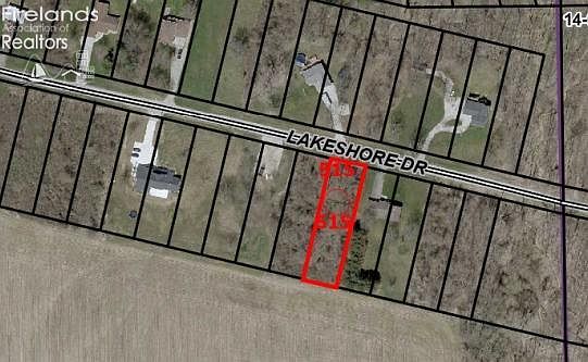 2nd image of 515 Lake Shore Dr