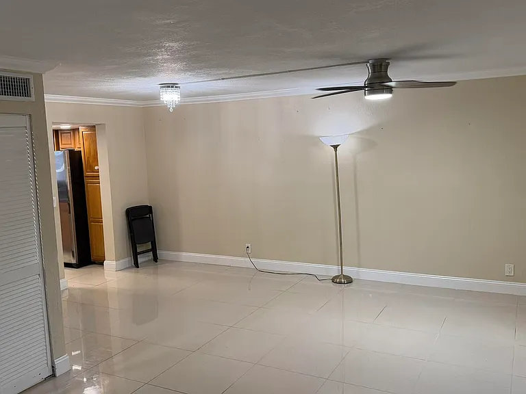 1114 NW 79th Dr — Photo 5