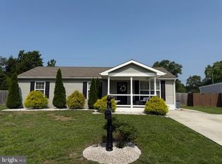 8380 Lockwood Rd, Pasadena, MD 21122