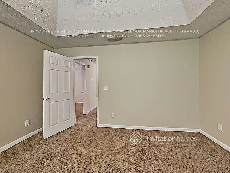 898 Kendall Park Dr — Photo 7