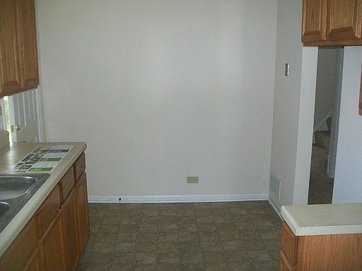 5th image of 3404 Saint Paul Ave