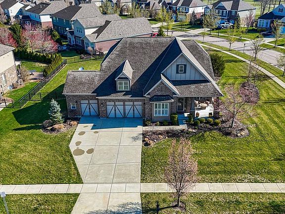 2nd image of 4982 Crooked River Ct