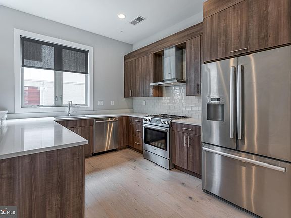 2nd image of 740 S Chris Columbus Blvd Unit 32