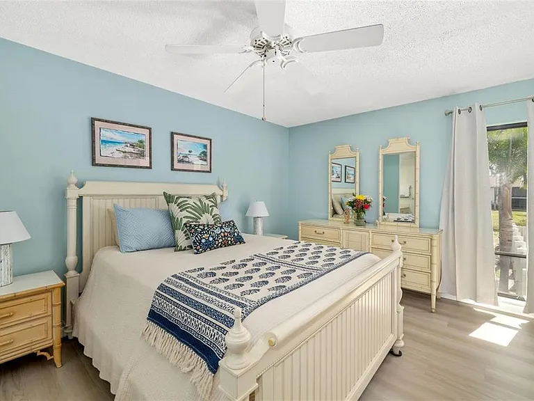 7201 Curtiss Ave #2D — Photo 18