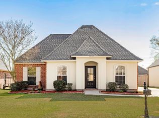 40363 Creekway Cove Ct, Gonzales, LA 70737