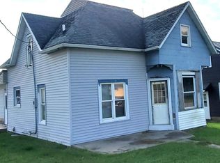 412 4th St, Clutier, IA 52217