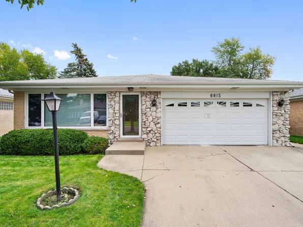 6815 N Algonquin Ave, Chicago, IL 60646
