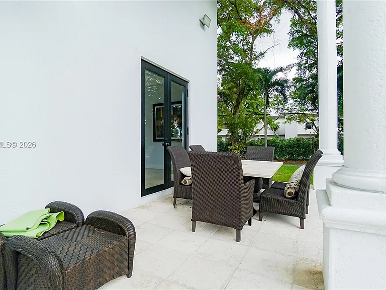 6950 SW 97th Ave — Photo 37