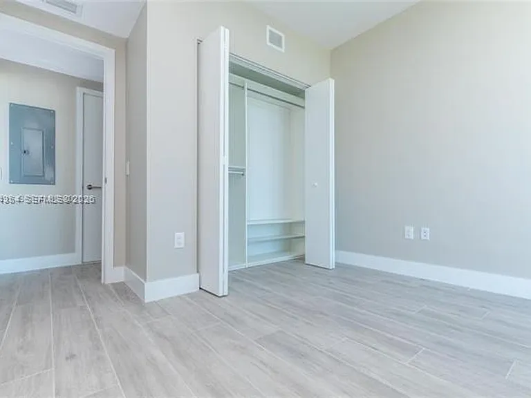 501 NE 31st St #3910 — Photo 21