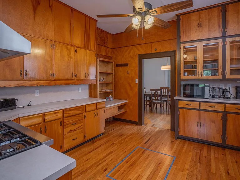 303 N Woodrow St — Photo 3