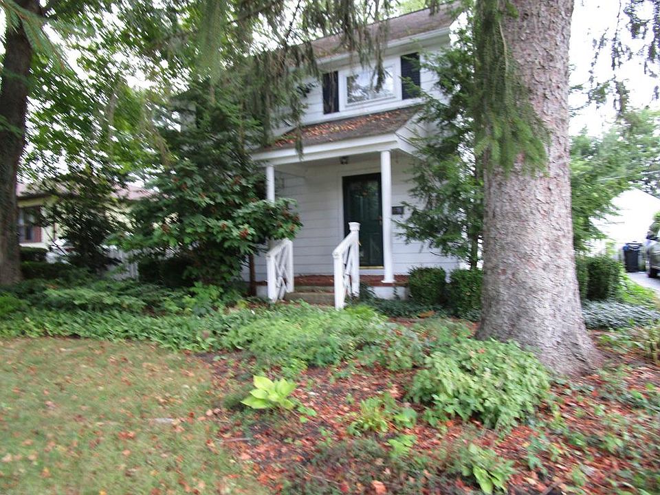 1st image of 373 Orchard Ln