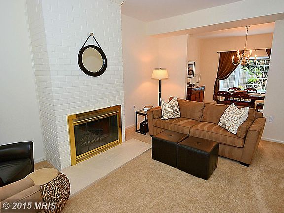 3rd image of 1007 Moorefield Hill Pl SW