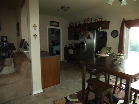 4th image of 4727 Mill Creek Dr