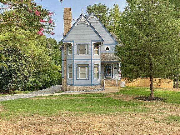 2nd image of 3301 Wicklow Ln