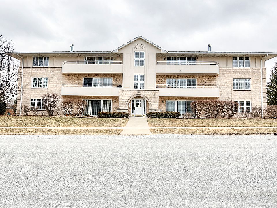 1st image of 10836 S 76th Ave APT 2G