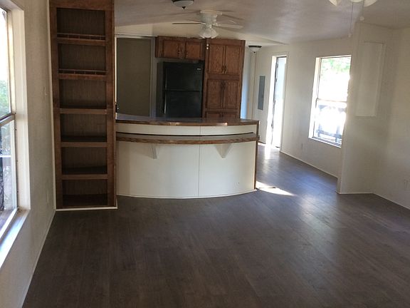5th image of 128 Geola St