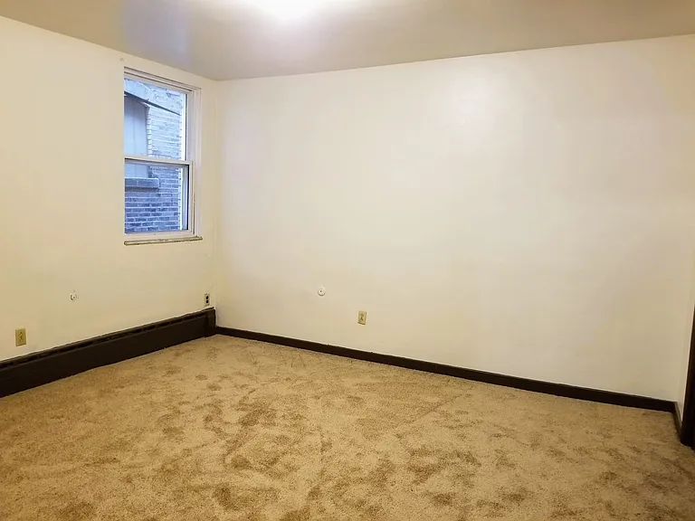 231 S Mathilda St — Photo 11