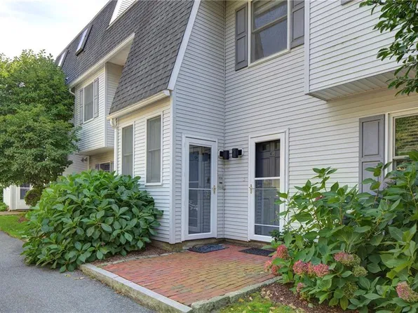 364 Bellevue Ave APT D7, Newport, RI 02840
