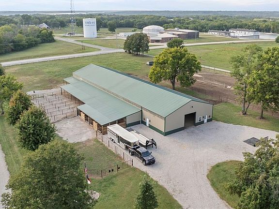 4th image of 25345 Harmony Rd