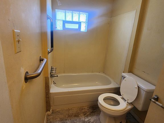 5th image of 521 Pearl St #1