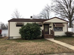 55 Barkalow Ave, Freehold, NJ 07728