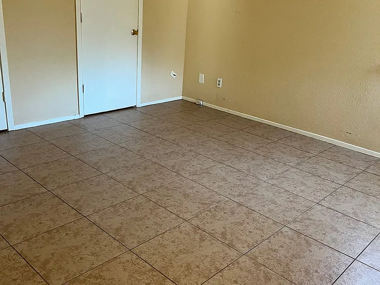 12134 Westwold Dr — Photo 2