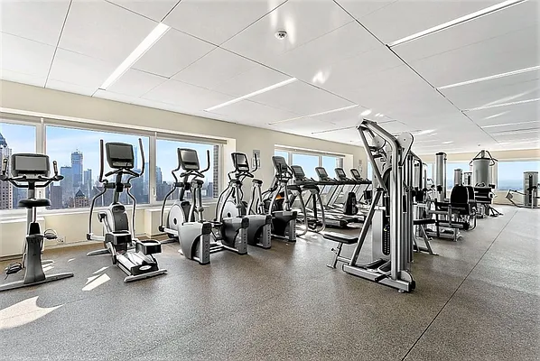 Sold by Corcoran | media 75