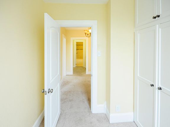 5th image of 3653 N Josephine St