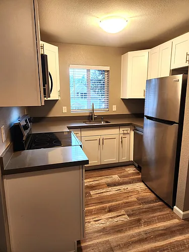 3721 Hoyt Ave #201 Photo 1