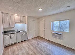 11921 Hart St UNIT 9, North Hollywood, CA 91605