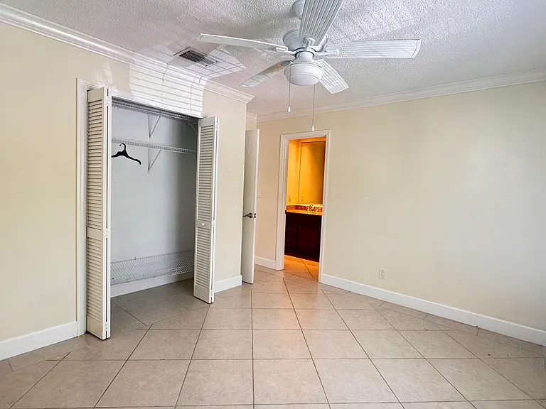 1727 Jimmy Buffett Mem Hwy #208 — Photo 8