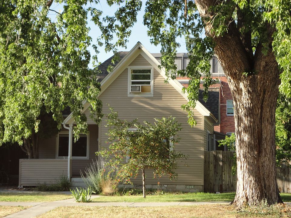 1st image of 422 W Alder St