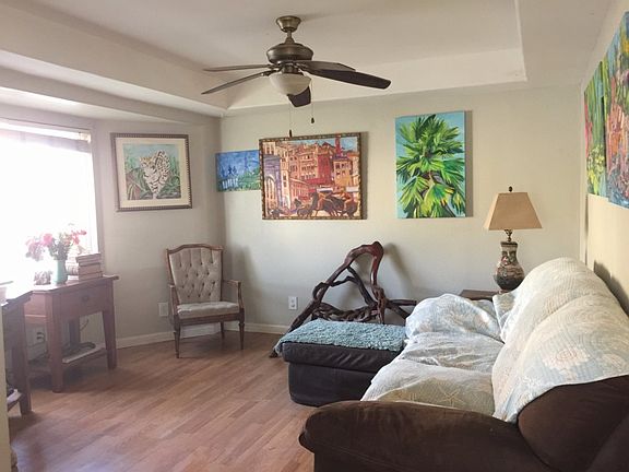 5th image of 1109 Blue St