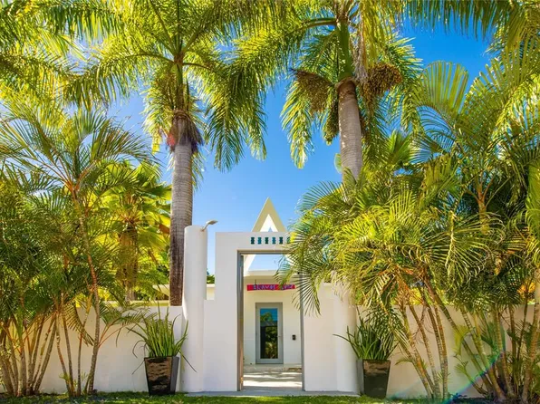 300 Palm Cottages, Vieques, PR 00765