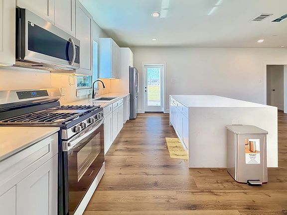 5th image of 5211 SW 2385 County Rd