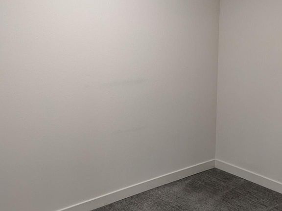 Den / Office space in 1st floor