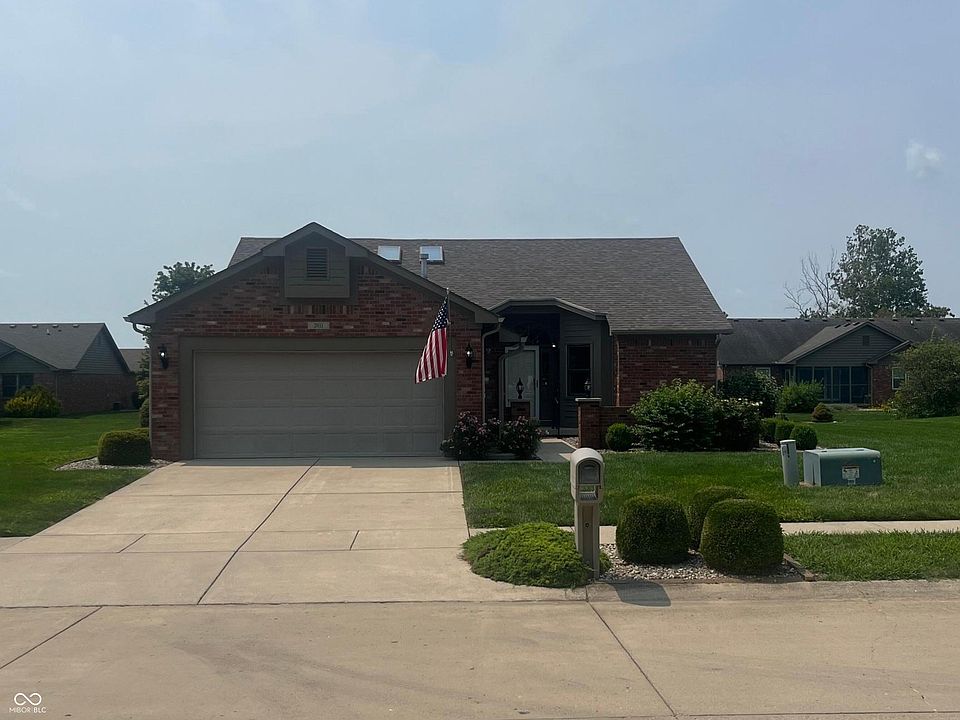 1st image of 2611 Berwick Dr