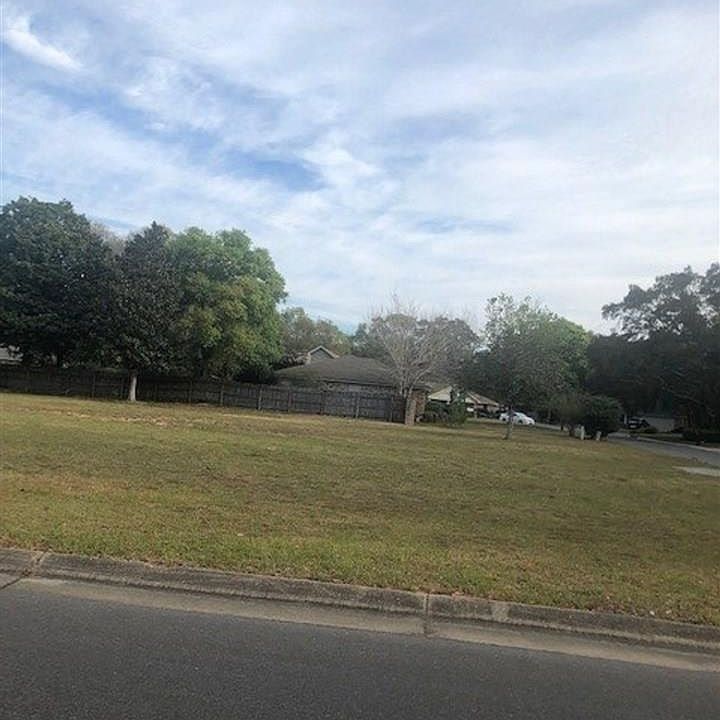 1st image of 6474 Lake Charlene Dr