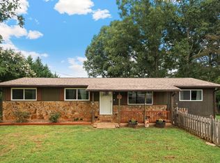 516 Hillcrest Dr, Mc Caysville, GA 30555