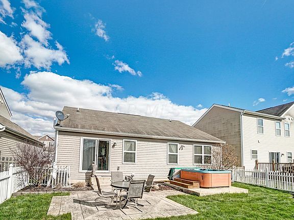 2nd image of 409 Hemhill Dr