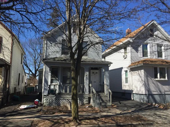 47 Cummings St, Irvington, NJ 07111
