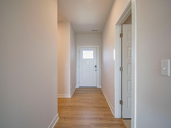 4th image of 3268 Ashton Ct