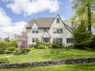 8 High Rd, Bronxville, NY 10708