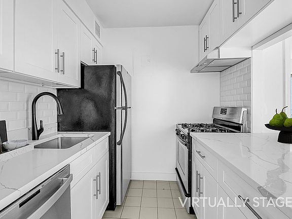 5th image of 400 E 70th St APT 1008